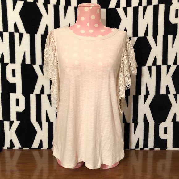 Lacey blouse brand new with tag - Picture 2 of 3